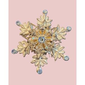 KC Snowflake Brooch Vintage Blue AB Rhinestone Holiday Frosty FairyCore